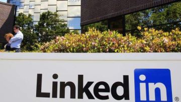 LinkedIn dijo que algunas de las contraseñas de sus usuarios parecían haber sido filtradas en Internet.