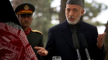 Foto de archivo del presidente afgano Hamid Karzai.