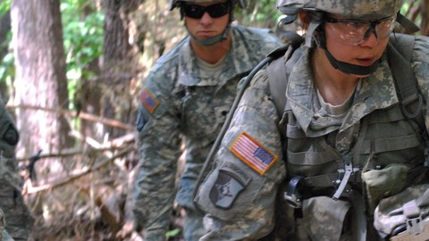 Para las autoridades 'éste es un tema preocupante' y buscan conseguir la atención que necesitan los militares en servicio  y disminuir el número de suicidios.