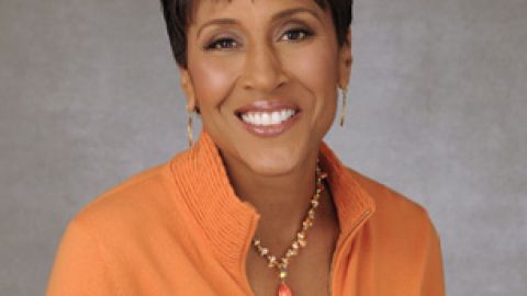 Robin Roberts venció hace 5 años el cáncer de seno.