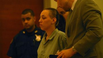 El juez Marvin Sech no cambió los cargos  a Jasmine Díaz de homicidio a asesinato.