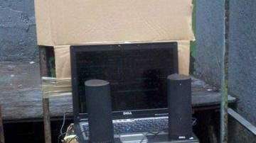 En el lugar del incidente colocaron un altar a la memoria del supuesto asesino.