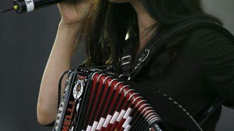 Julieta Venegas es una de las artistas que unieron su talento musical en apoyo al movimiento social 'Yosoy132'.