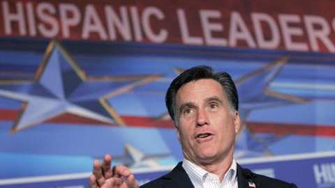 Mitt Romney durante un acto de campaña con Hispanic Leadership Network en Miami.