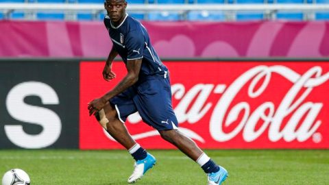 Mario Balotelli no ha respondido a las expectativas en la Euro y su técnico Cesare Prandelli podría prescindir de él hoy ante Irlanda.