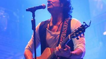 Ricardo Arjona grabó el video del sencillo "Te quiero" durante un concierto en Argentina.