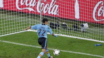 Jesús Navas marca a puerta vacío el gol del triunfo español ante Croacia.