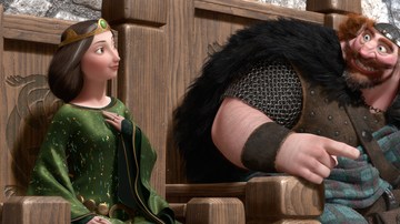 La reina Elinor (Emma Thompson), el rey Fergus, la princesa Mérida y sus hermanos trillizos en 'Brave'.