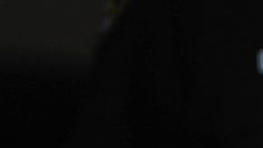 Sandusky enfrenta 51 cargos penales por el presunto abuso de 10 niños a lo largo de 15 años. Aunque ha rechazado las acusaciones, en entrevistas después de su arresto reconoció que sí se había duchado con niños.