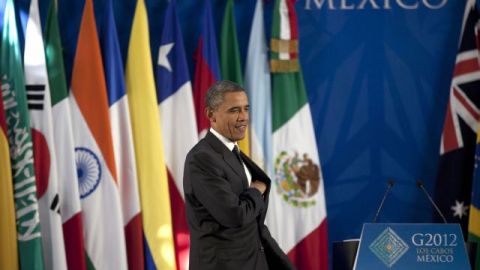 El mandatario agradeció la amistad y labor de su homólogo mexicano Felipe Calderón Hinojosa.