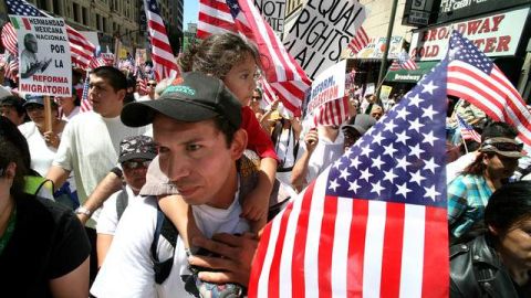 La posible implementación de la legislación antiinmigrante ha generado una intensa movilización.