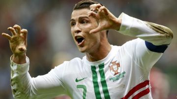 Cristiano Ronaldo celebra el tanto del triunfo luso ante los checos.