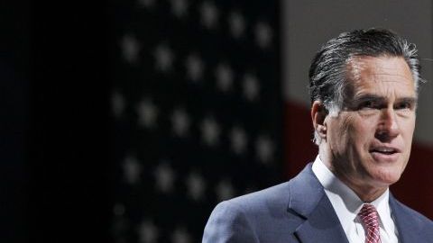 Mitt Romney habla en NALEO.