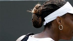 Venus se despide de los aficionados en el All England Club.