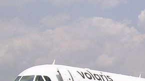 Avión Airbus A319 de Volaris en el Aeropuerto Internacional de Toluca (TLC).