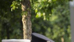 En un acto condenado por los neoyorquinos, la semana pasada estudiantes lanzaron basura en las piscinas reflectoras del Monumento del 9/11.