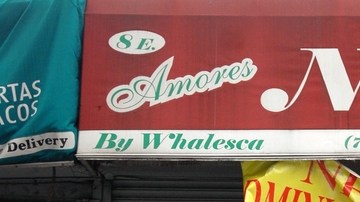 Fachada principal del lugar donde Walesca Castillo realizaba sus actividades.