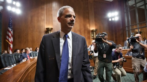 El procurador general de EEUU Eric Holder en el Capitolio.