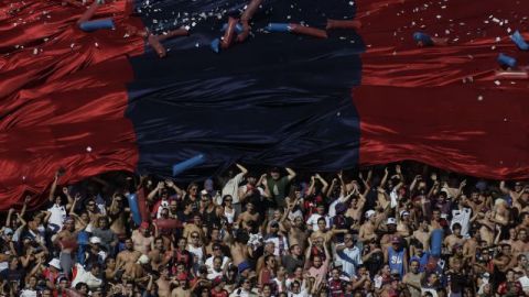 El San Lorenzo, uno de los denominados cinco 'grandes' del fútbol argentino, evitó el segundo descenso de su historia.