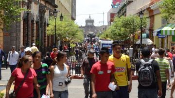 En Guadalajara la población vivió un sábado previo a los comicios, sin sobresaltos.