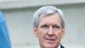 El alcalde John Cook ha pedido que se relaje la restricción.