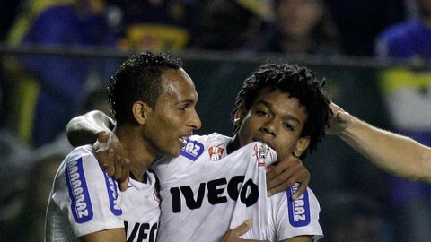 Corinthians busca su primer título de la Copa Libertadores de América.