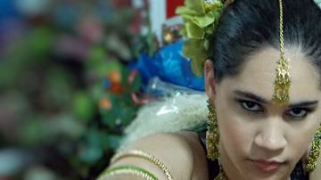 Stephanie López   asegura que  la danza del vientre, que practica hace nueve años,  le ha hecho ganar confianza en su cuerpo.