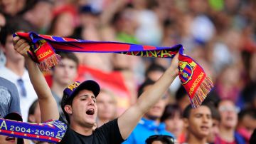 La afición del Barcelona recibió a Jordi Alba en el Camp Nou.