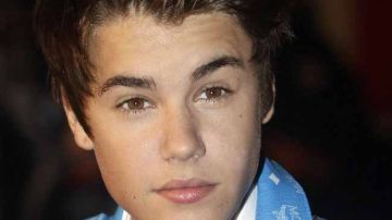 El cantante Justin Bieber fue detenido por conducir a exceso de velocidad.