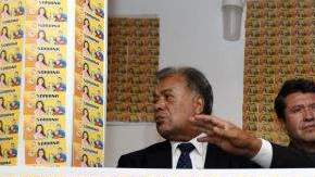 López Obrador dijo que se trata de una compra masiva de millones de sufragios.