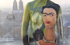 Las obras de la pintora mexicana Frida Kahlo serán plasmadas en los cuerpos desnudos de mujeres de todo el mundo, como parte de un homenaje que realiza el ItiMa por el natalicio de la artista.