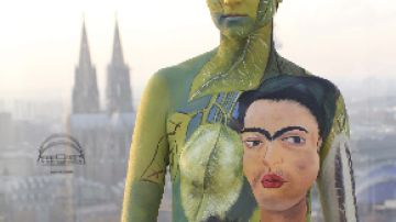 Las obras de la pintora mexicana Frida Kahlo serán plasmadas en los cuerpos desnudos de mujeres de todo el mundo, como parte de un homenaje que realiza el ItiMa por el natalicio de la artista.