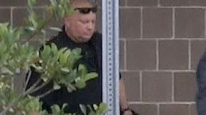 George Zimmerman a la salida de la cárcel del condado de Seminole, en Sanford, Florida, tras pagar una fianza, el pasado 6 de julio .