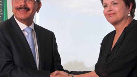 El presidente electo de República Dominicana, Danilo Medina y la jefa de Estado de Brasil, Dilma Rousseff.