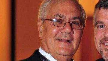 El congresista demócrata, de 72 años, y Ready, de 42, se casaron en el hotel Boston Marriott acompañados de 300 invitados, entre amigos, familiares y colegas.