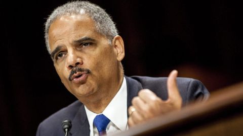 Cámara de Representantes aprobó una histórica resolución de censura, por desacato, contra Eric Holder, .