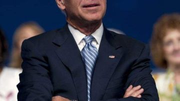 Biden le dijo a líderes hispanos que el padre de Romney dio a conocer sus declaraciones de impuestos de 12 años cuando contendió, sin éxito, por la nominación republicana en 1968.