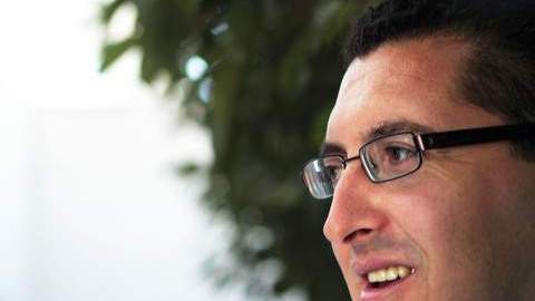 Emanuel Pleitez, de 29 años, quiere convertirse en el alcalde de LA.