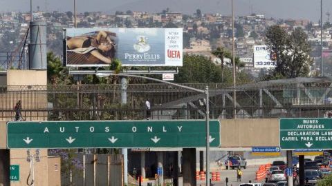 San Ysidro, uno de los cruces fronterizos entre México y EEUU más transitados.