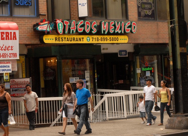 Una mesera mexicana ganó una demanda contra el dueño del restaurante Team Taco México, en Jackson Height, Queens, por el acoso sexual del que fue objeto.