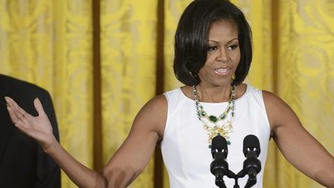 La primera dama, Michelle Obama, interviene en la ceremonia de entrega de los premios nacionales de Diseño del Smithsonian's Cooper-Hewitt.