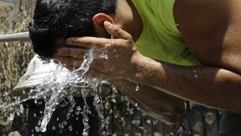 Cualquier persona saludable puede sufrir de una enfermedad relacionada con el calor.