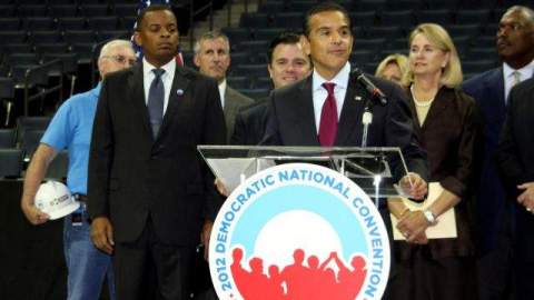 En conferencia de prensa en el Time Warner Cable Arena, el alcalde de Los Ángeles y presidente de la convención, Antonio Villaraigosa, dijo hoy que están “trabajando duro” para transformar la manera que se ha venido realizando la convención demócrata.