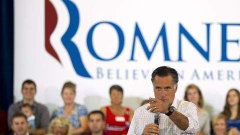 Los empleados de Goldman Sachs Group donaron $902,000 al súper PAC Romney Victory, mientras que los empleados de Bain Capital, la firma de capital riesgo que el republicano fundó, donaron $820,000.