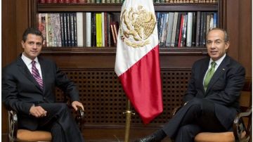 El presidente Felipe Calderón Hinojosa y Enrique Peña Nieto.