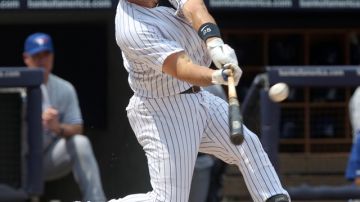Mark Teixeira encabezó la artillería de los Yankees con jonrón de dos carreras en el juego que ganaron ayer 6-0 contra Toronto, en el parque de El Bronx.