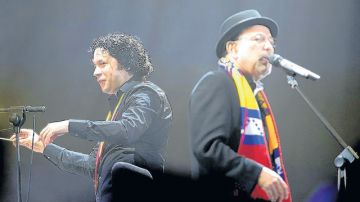 Más de 200 mil personas presenciaron en Caracas el musical salsero 'Maestra Vida'.