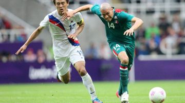 El jugador mexicano, Jorge Enriquez, durante el debut del Tri en los Juegos Olímpicos contra Corea del Sur.