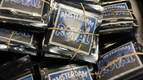 Las drogas sintéticas aparecen en muchas presentaciones.