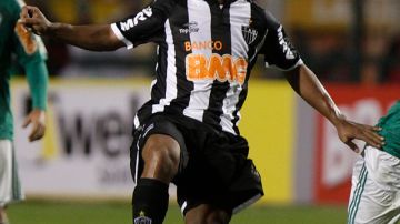 El veterano Ronaldinho tiene al Atlético Mineiro en primer lugar.